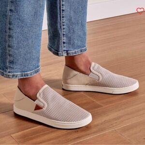 Olukai Shoes Womens Pehuea Tapa Beige size 7